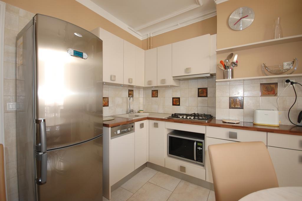 פריז Two-Bedroom Apartment Champs-Elysees מראה חיצוני תמונה
